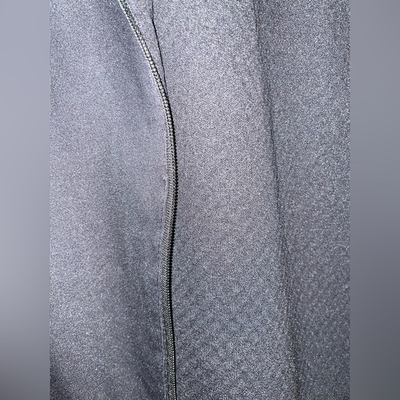 A6 - 341 NIKE shield nikeshield women’s zip up sporty jacket size medium - Picture 7 of 9